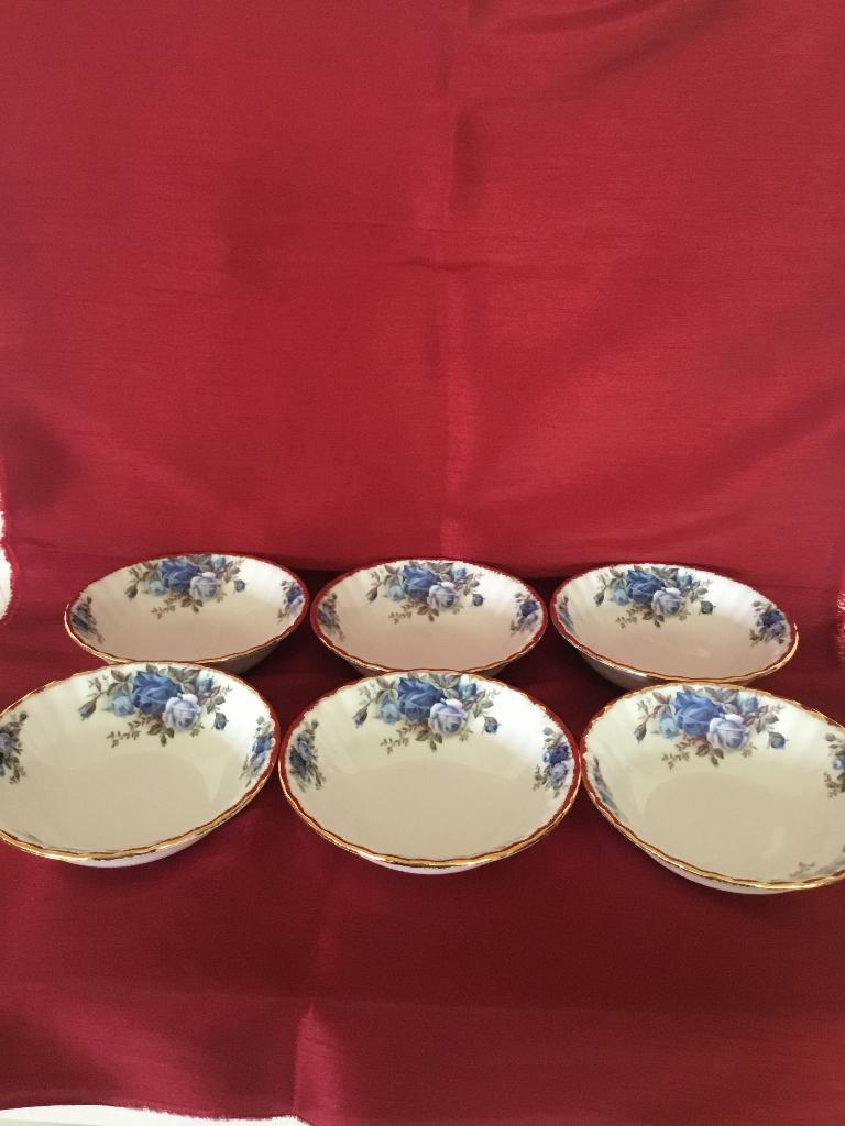 Royal Albert MOONLIGHT ROSE COMPOTE SCHAALTJES per stuk, Ophalen of Verzenden