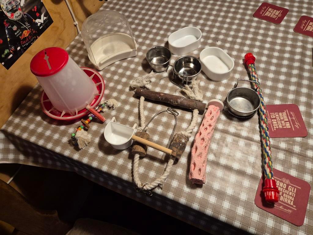 Spullen parkieten, Ophalen, Kooi-accessoires