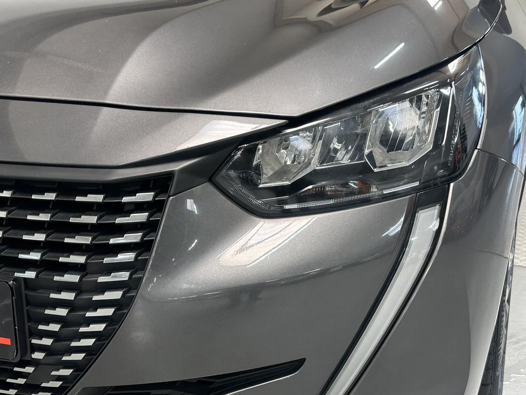 Peugeot 208 1.2 PureTech Allure Pack CLIMA / CRUISE / NAVI /, Voorwielaandrijving, Gebruikt, 1199 cc, Bedrijf