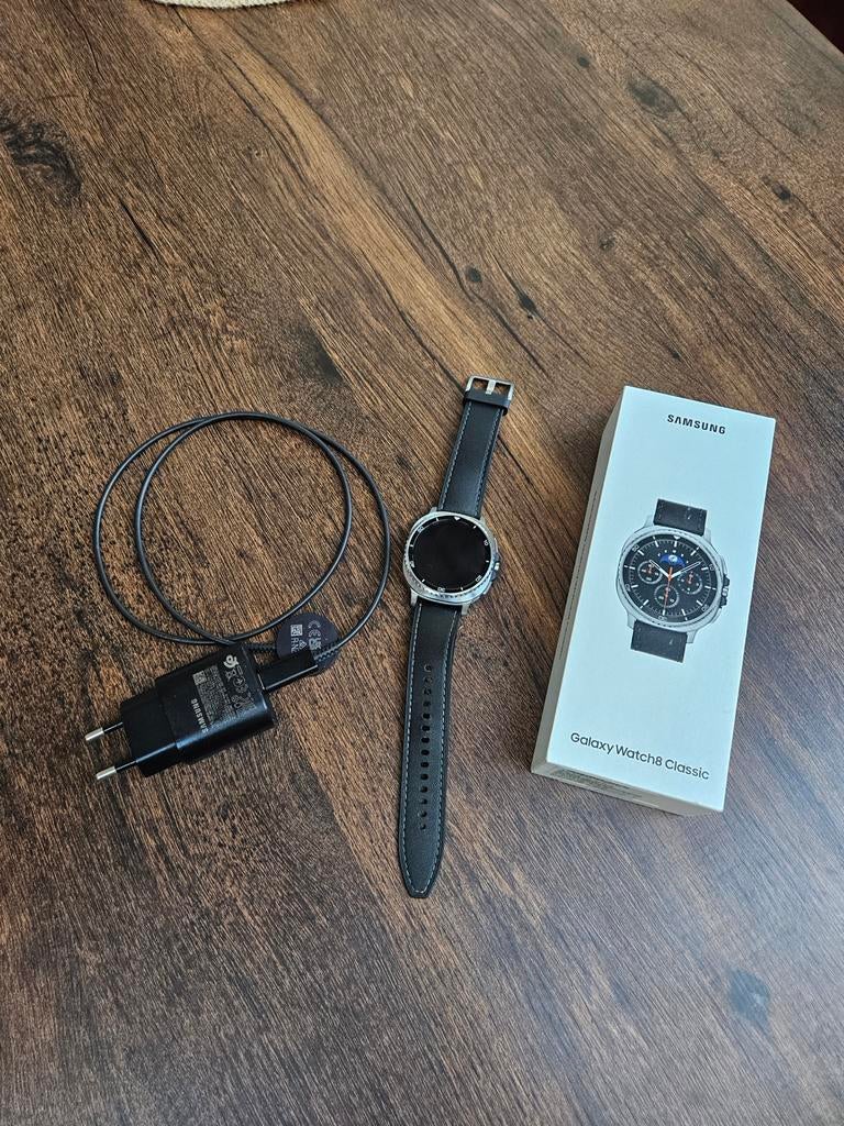 Samsung Galaxy Watch8 Classic 46mm LTE, Sieraden, Tassen en Uiterlijk, Smartwatches, Gebruikt, Android, Zilver, Ophalen of Verzenden