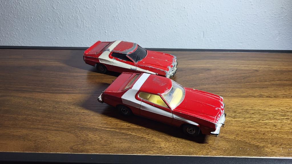 2x Corgi Toys Starsky & Hutch Ford Gran Torino (1:36), Ophalen of Verzenden, Gebruikt