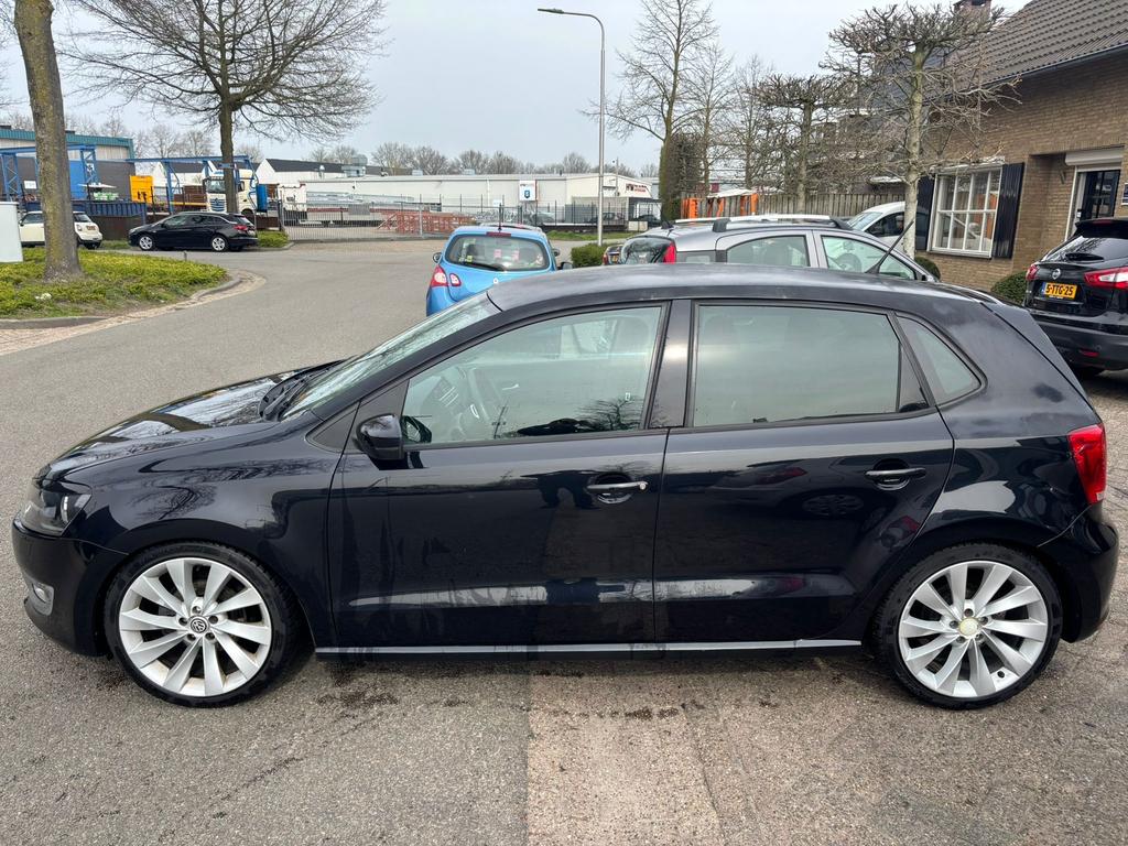 Polo 1.2 5 Drs Gti Look Navi Stoel Verw PDC ROTOR Velgen, Voorwielaandrijving, 40 €/maand, Zwart, 1198 cc