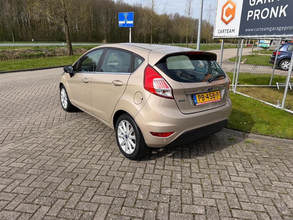 Ford Fiesta verkocht 1.0 EcoBoost Titanium NAVI/BLEUTOOHT/CL, Euro 6, Bruin, 23 km/l, Origineel Nederlands