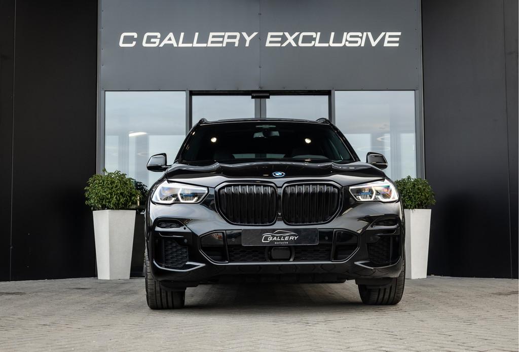 BMW X5 xDrive45e High Executive - M Sport | Panorama | Laser, Automaat, 394 pk, Zwart, Vierwielaandrijving