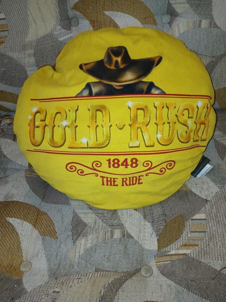 Slagharen Gold Rush Kussen - The Ride 1848, Ophalen of Verzenden, Rond