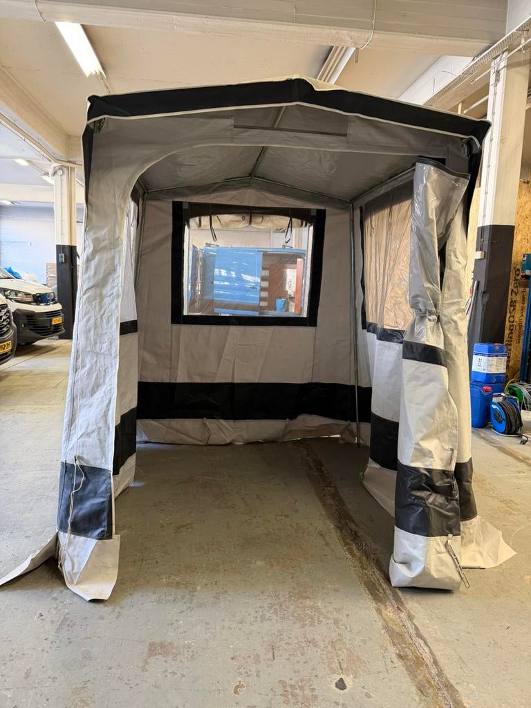 Keuken-/schuurttent, Ophalen, Gebruikt