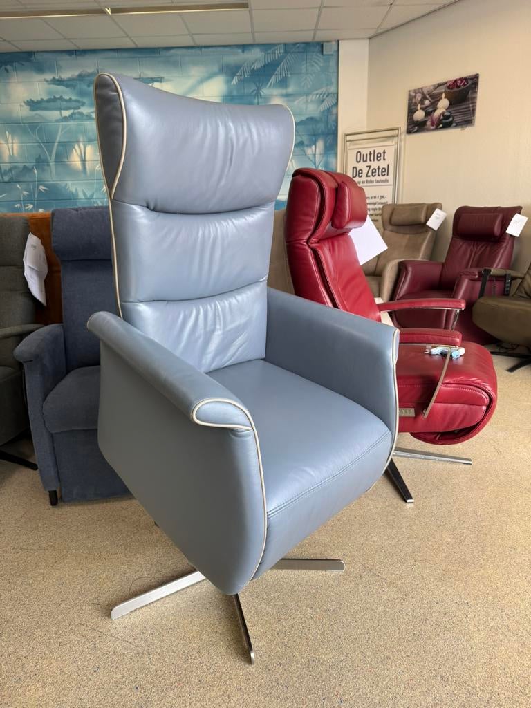 Prominent sta op elektrische relax stoel gratis bezorging, Ophalen of Verzenden, Zo goed als nieuw, Leer, Alleen Top merken velderhof prominent meubelzorg
