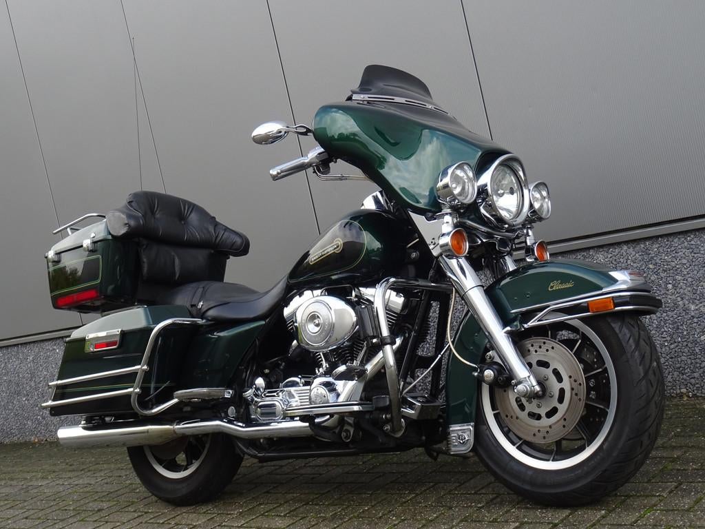 Harley-Davidson FLHTCU ELECTRA GLIDE ULTRA CLASSIC - foto 2