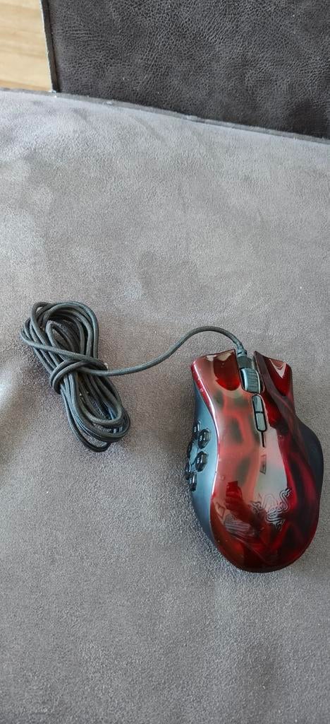 Razer Naga Hex Wraith Red Edition - Zeldzame Gaming Muis, Computers en Software, Muizen, Rechtshandig, Muis, Gebruikt, Gaming muis