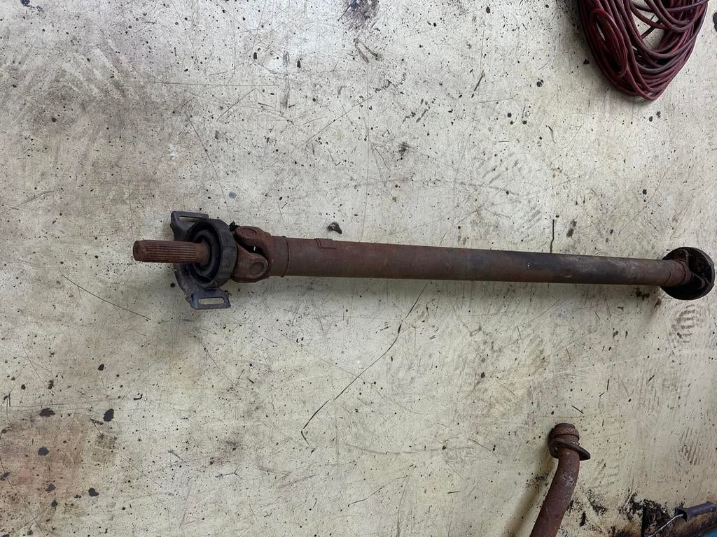 Aandrijf as mercedes 280  slc, Ophalen