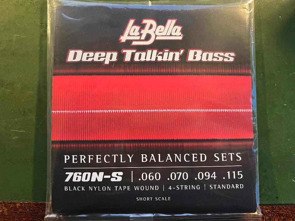 basgitaar snaren (4: E A D G) La Bella, Muziek en Instrumenten, Ophalen of Verzenden, Nieuw, Akoestische basgitaar