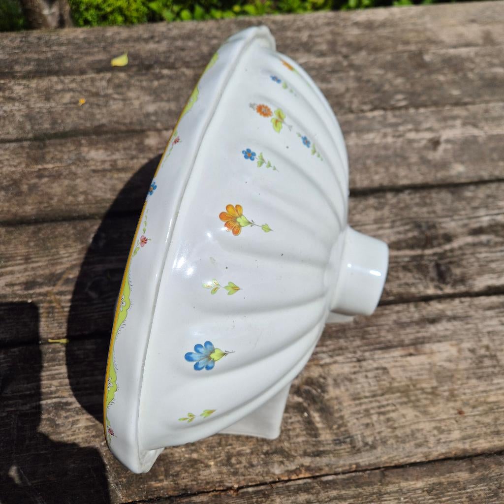 Fonteintje, wc-rolhouder, spiegel, 2 lampen vrolijk decor, Ophalen