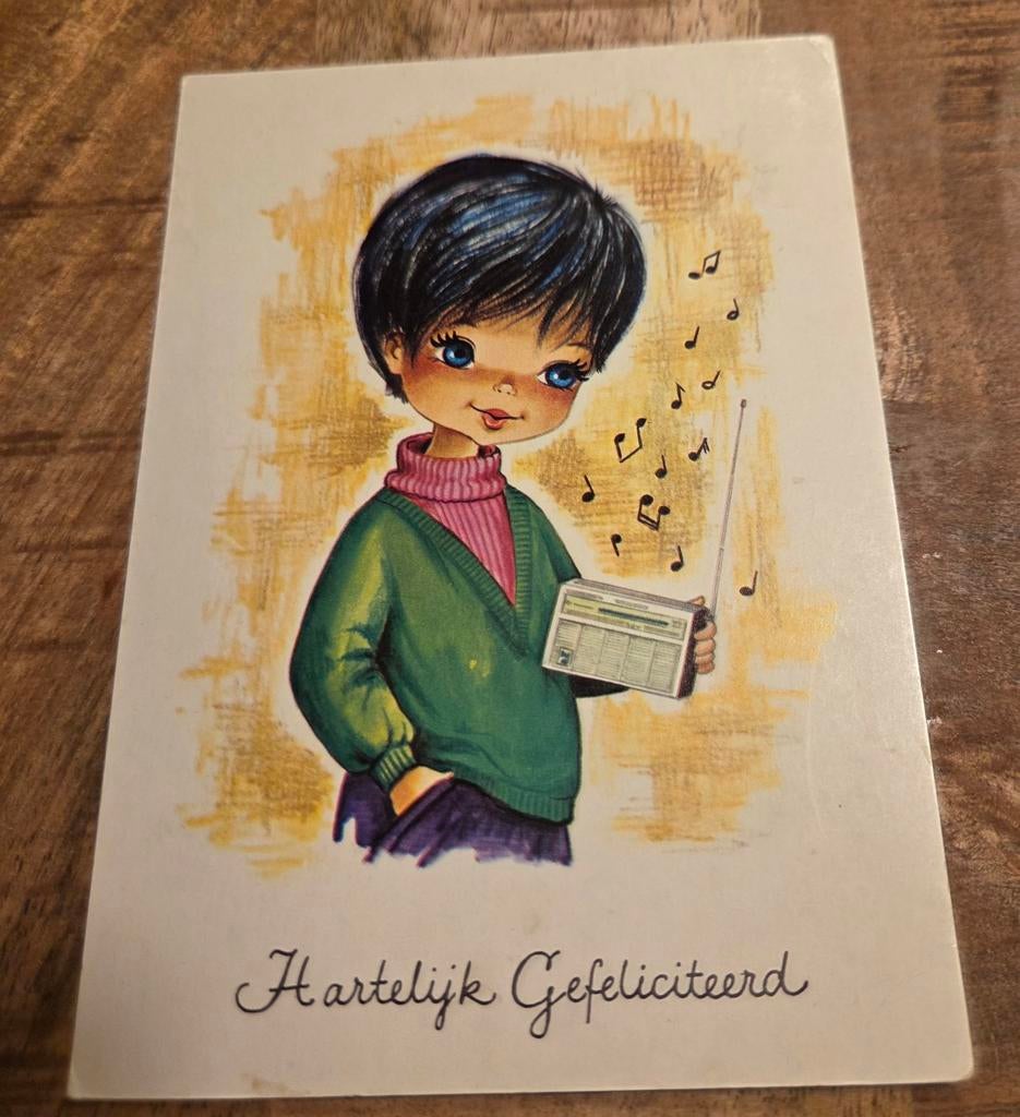 Jongetje luistert naar radio, Verzenden, 1960 tot 1980, Gelopen, Kinderen