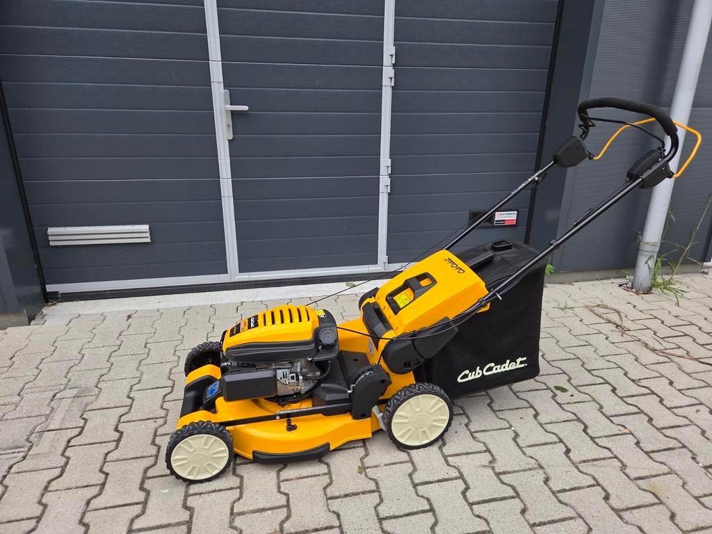 Cub Cadet XM1/XM2 ER53 Pro Grasmaaier - Nieuw met Garantie, Ophalen, Cirkelmaaier, Opvangzak, Saarbrückener Straße 41, 66130 Saarbrücken, Germany