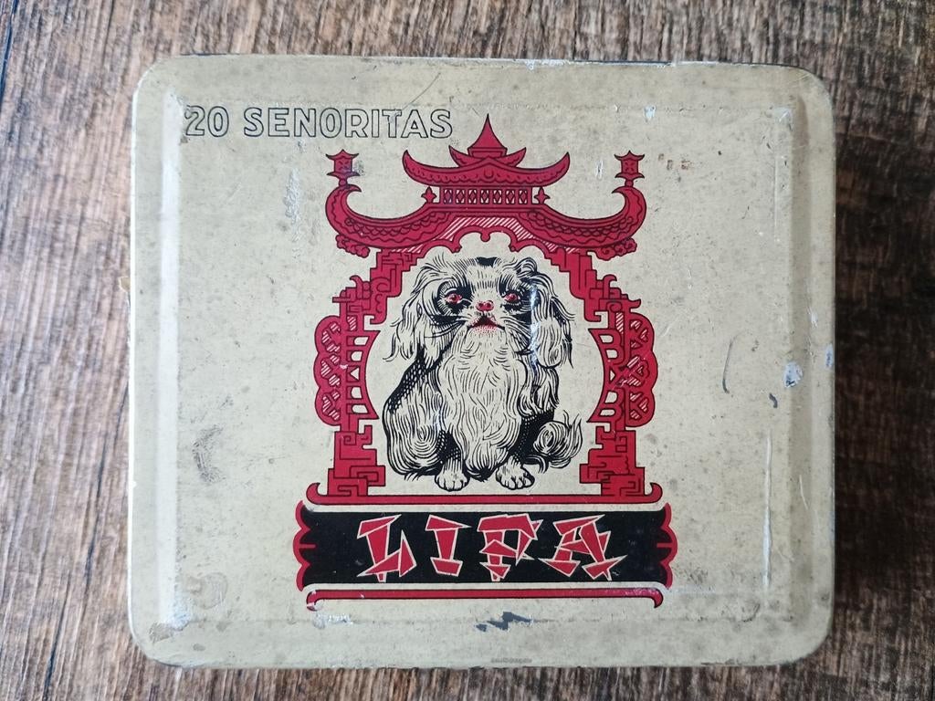 Oud Lipa 20 Senoritas sigaren  blikje, Ophalen of Verzenden, Gebruikt, Tabaksdoos of Verpakking