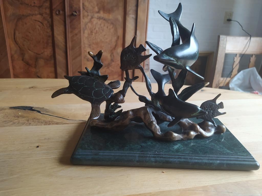 Bronzen sculptuur van dolfijnen en schildpad, Antiek en Kunst, Ophalen of Verzenden