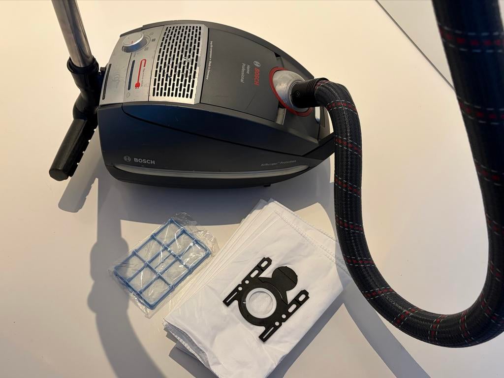 Bosch Stofzuiger met 9 Zakken + Nieuwe Filters, Ophalen, Gebruikt, Stofzak, Stofzuiger