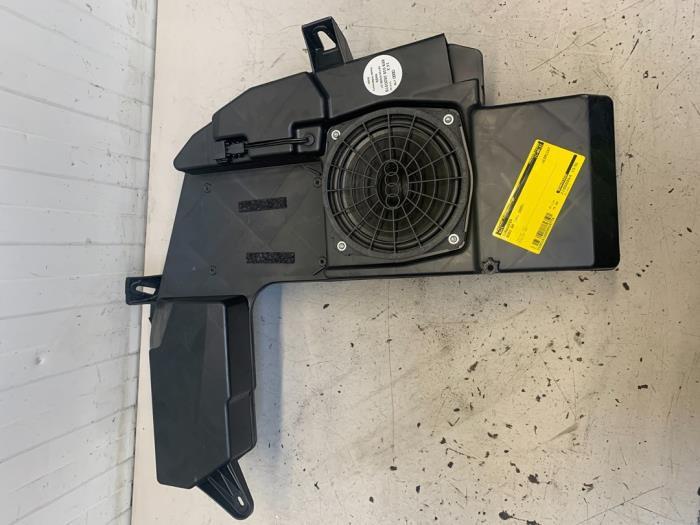 Subwoofer van een Audi A4, Ophalen of Verzenden, 3 maanden garantie, Gebruikt, Audi
