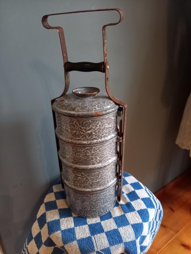 Grijs emaille gewolkte stapel pannetjes, Ophalen of Verzenden