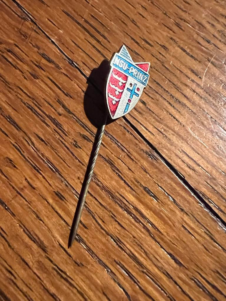 NSU Prinz Speldje, Verzamelen, Ophalen of Verzenden, Gebruikt, Merk, Speldje of Pin
