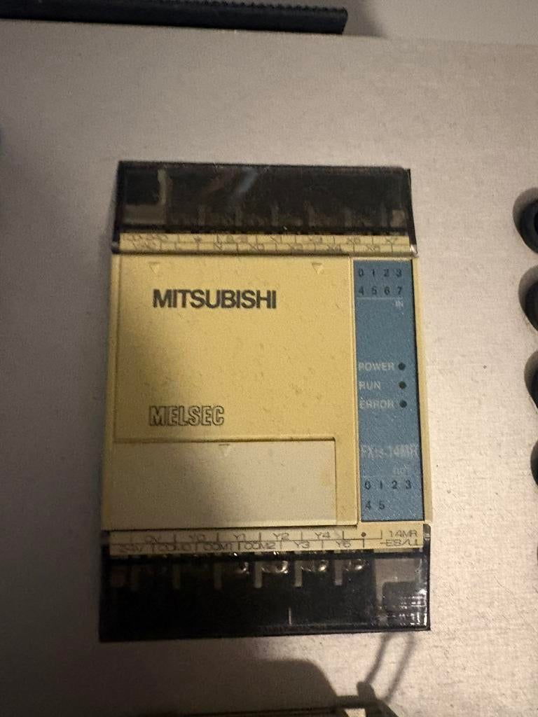 Mitsubishi plc, Ophalen of Verzenden