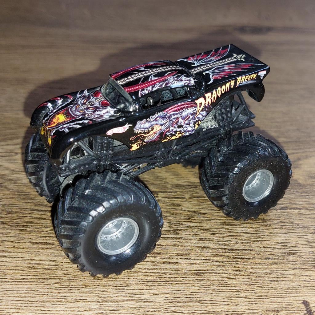 Hot Wheels Monster Jam DRAGONS BREATH 1-64 (CUSTOM), Ophalen of Verzenden, Zo goed als nieuw, Auto