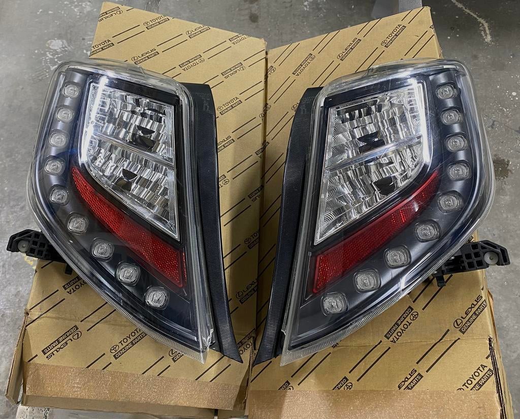 Toyota Yaris (2011-2014) Hybrid achterlichten, Ophalen of Verzenden, Gebruikt, Toyota