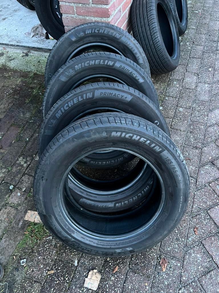 Michelin 1856515 185 65 15 Vredestein 2055016 Maxxis 1656014, Auto-onderdelen, Gebruikt, 15 inch, Band(en), Personenwagen