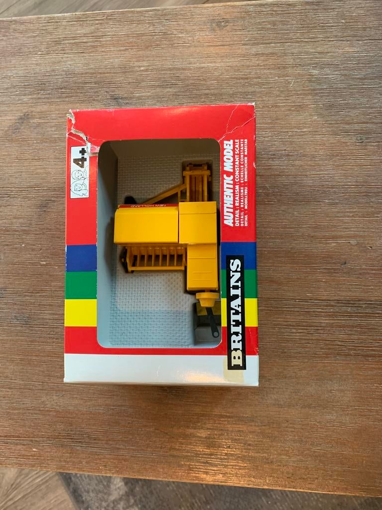 Britains New Holland baler 1:32, Ophalen of Verzenden, Nieuw, Tractor of Landbouw, Britains