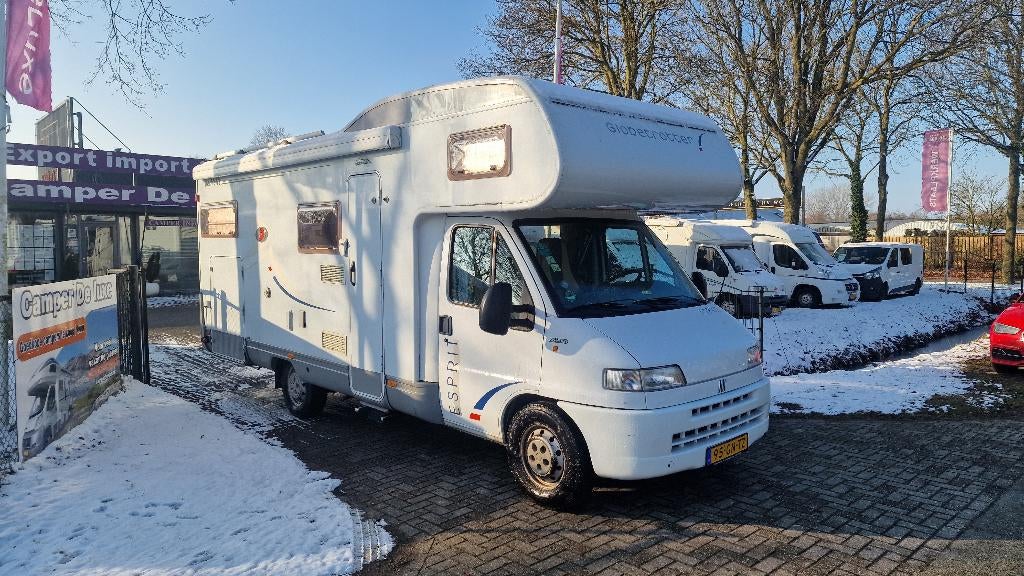 Caravans And Camping Dethleffs