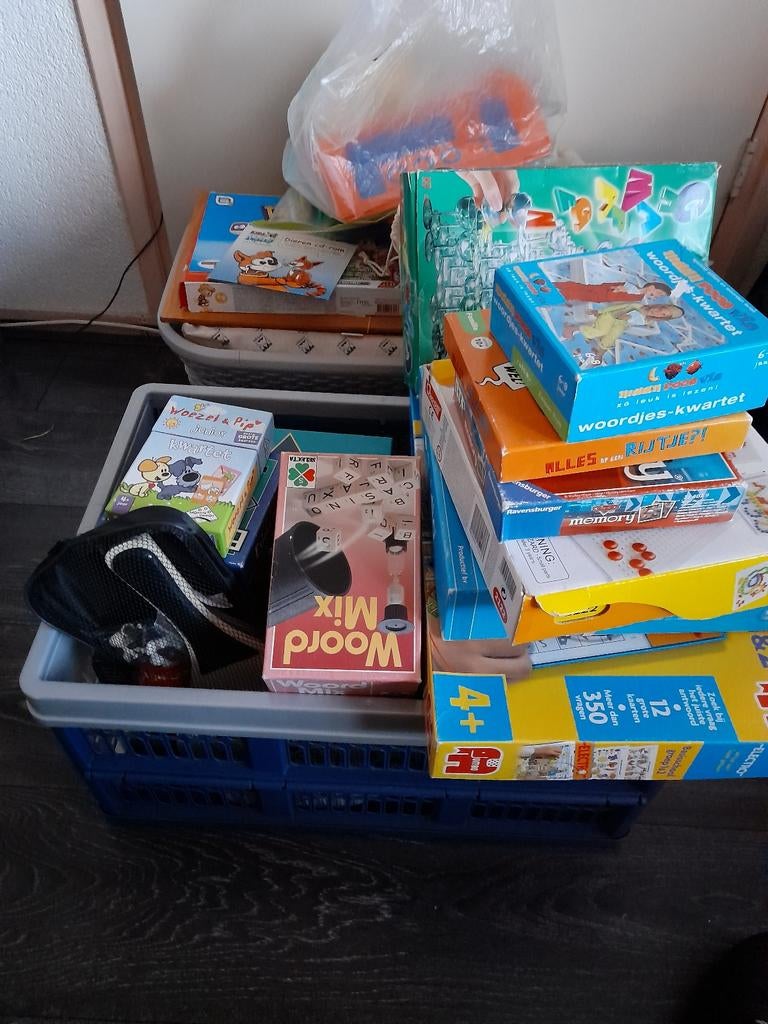 Leuke partij gezelschapsspellen t.e a.b., Ophalen