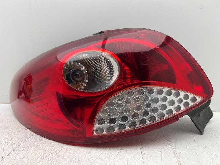 Achterlicht links van een Peugeot 206 PLUS, Gebruikt, -, -, Ophalen of Verzenden