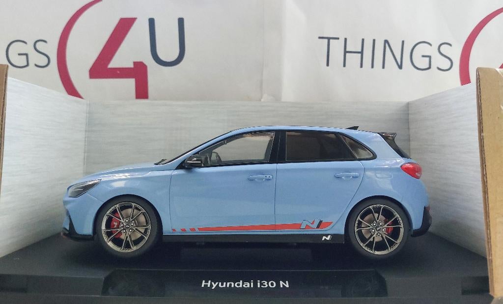 MCG 1:18 Hyundai i30 N licht blauw nieuw in verpakking, Hobby en Vrije tijd, Modelauto's | 1:18, Ophalen of Verzenden, Nieuw, Auto