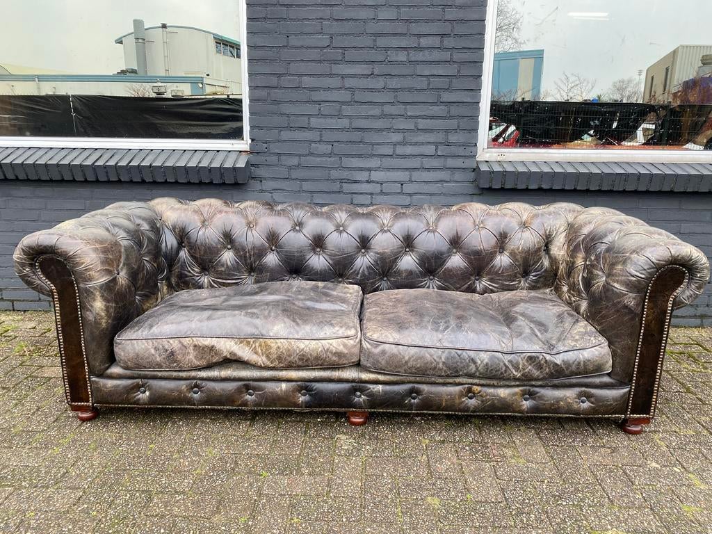 Prachtoge stoere Chesterfield bank vingage zwart, Ophalen of Verzenden, Zo goed als nieuw, 200 tot 250 cm, Leer