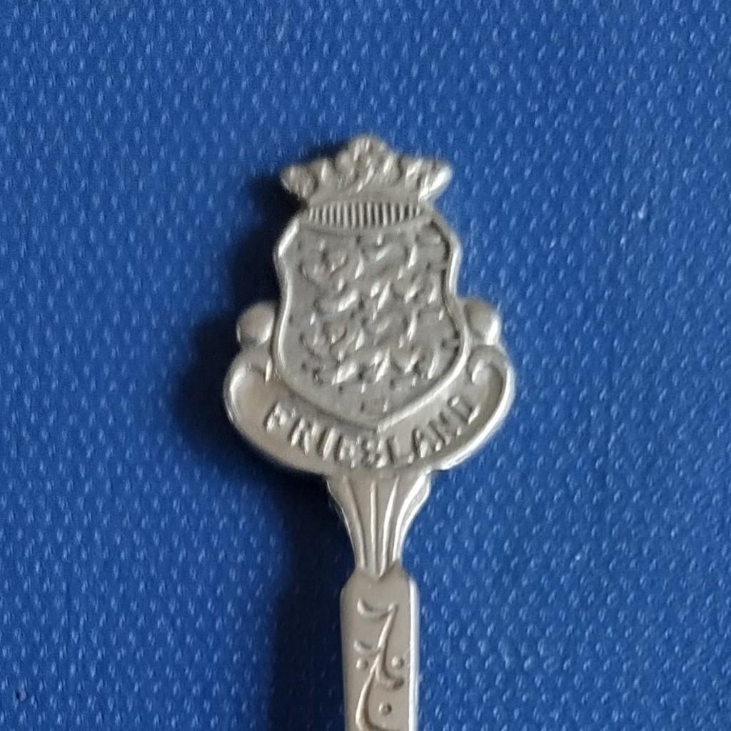 verzilverd lepeltje provincie Friesland (P paardenhoofd R), Ophalen of Verzenden