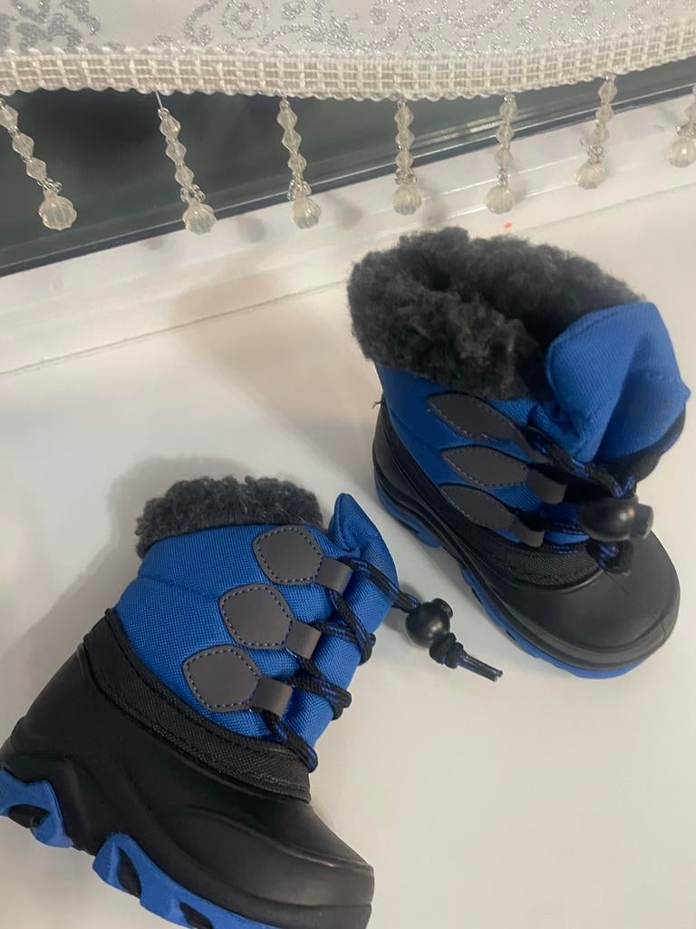 Gloednieuwe baby laarsjes, maat 23, Jongetje of Meisje, Laarsjes, Nieuw, Ophalen of Verzenden