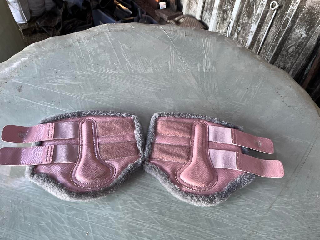 Equestrian stockholm pink pearl beschermers M, Ophalen of Verzenden, Zo goed als nieuw