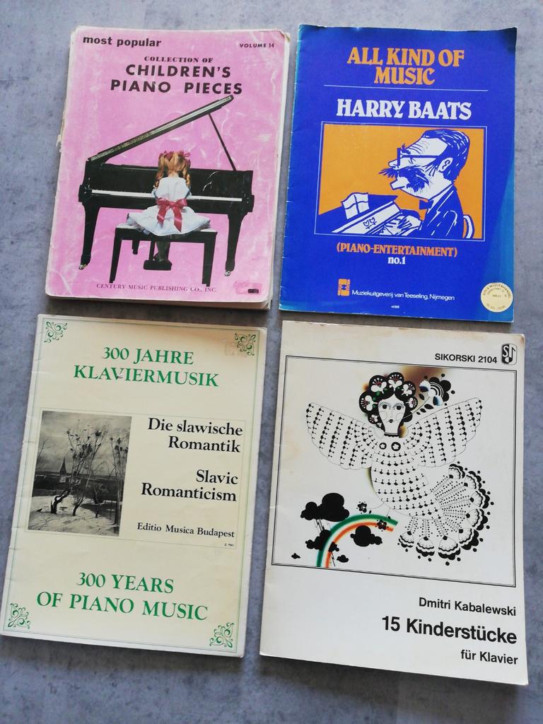 4 pianoboeken met leuke voordracht stukken, Muziek en Instrumenten, Bladmuziek, Gebruikt, Klassiek, Ophalen of Verzenden, Artiest of Componist