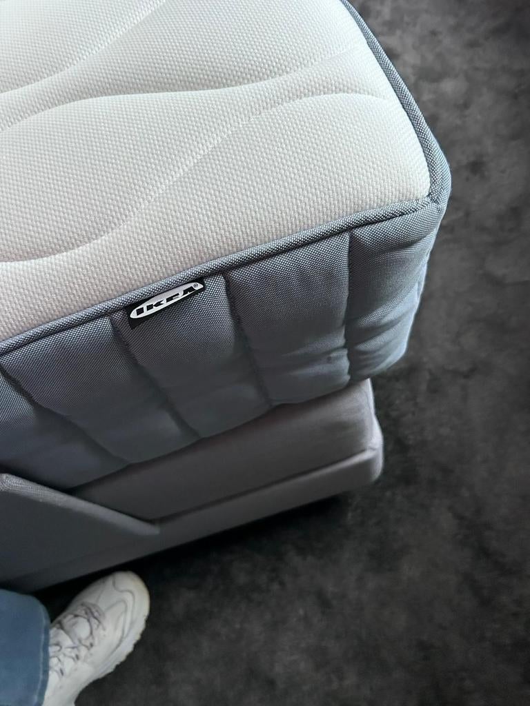 IKEA VÅGSTRANDA matras 90x200 middelhard, Huis en Inrichting, Ophalen