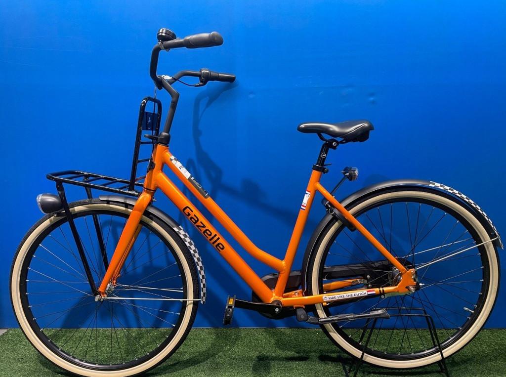 Gazelle Formule 1 Dames Oranje 54cm 2022, -, - 0
-, NL, -, Gazelle