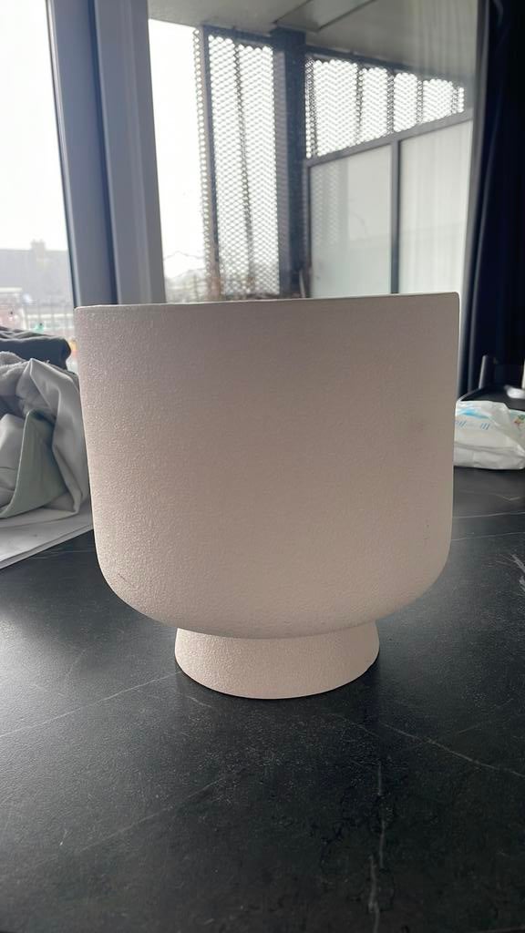 Witte bloempot voor binnen, Ophalen, Rond, Binnen, Zo goed als nieuw