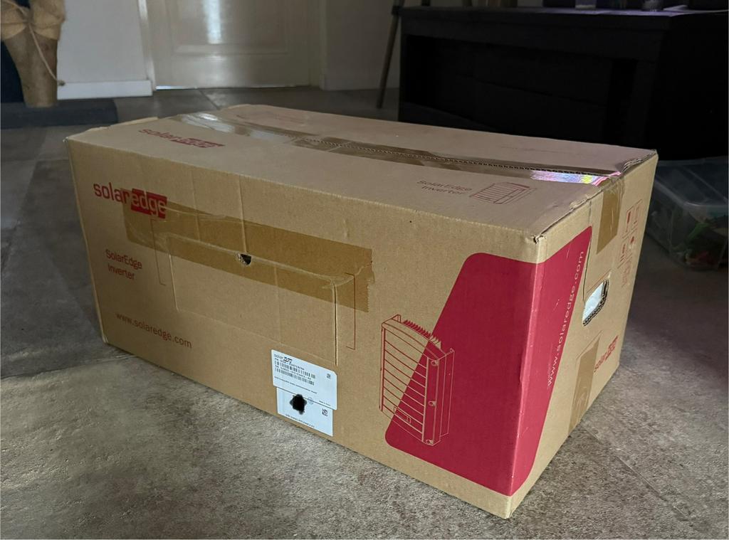 Nieuwe Solaredge SE6K omvormer in doos., Doe-het-zelf en Verbouw, Zonnepanelen en Toebehoren, Ophalen, Zo goed als nieuw, Overige typen