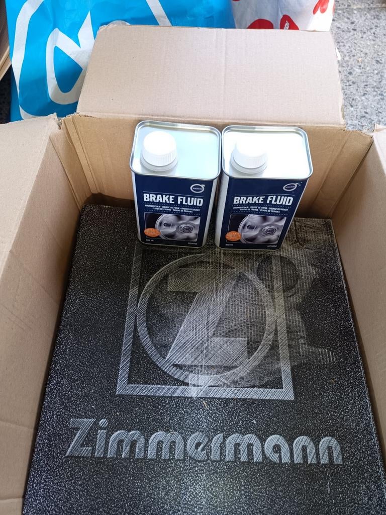 Zimmermann remschijven Volvo + remvloeistof, Ophalen of Verzenden, Nieuw, Volvo