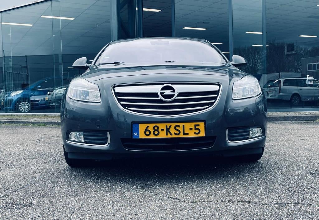 Opel Insignia 1.8 Cosmo|Airco|Stoerverwarming|Navi|Trekhaak|, Euro 5, Gebruikt, Traction-control, 4 cilinders