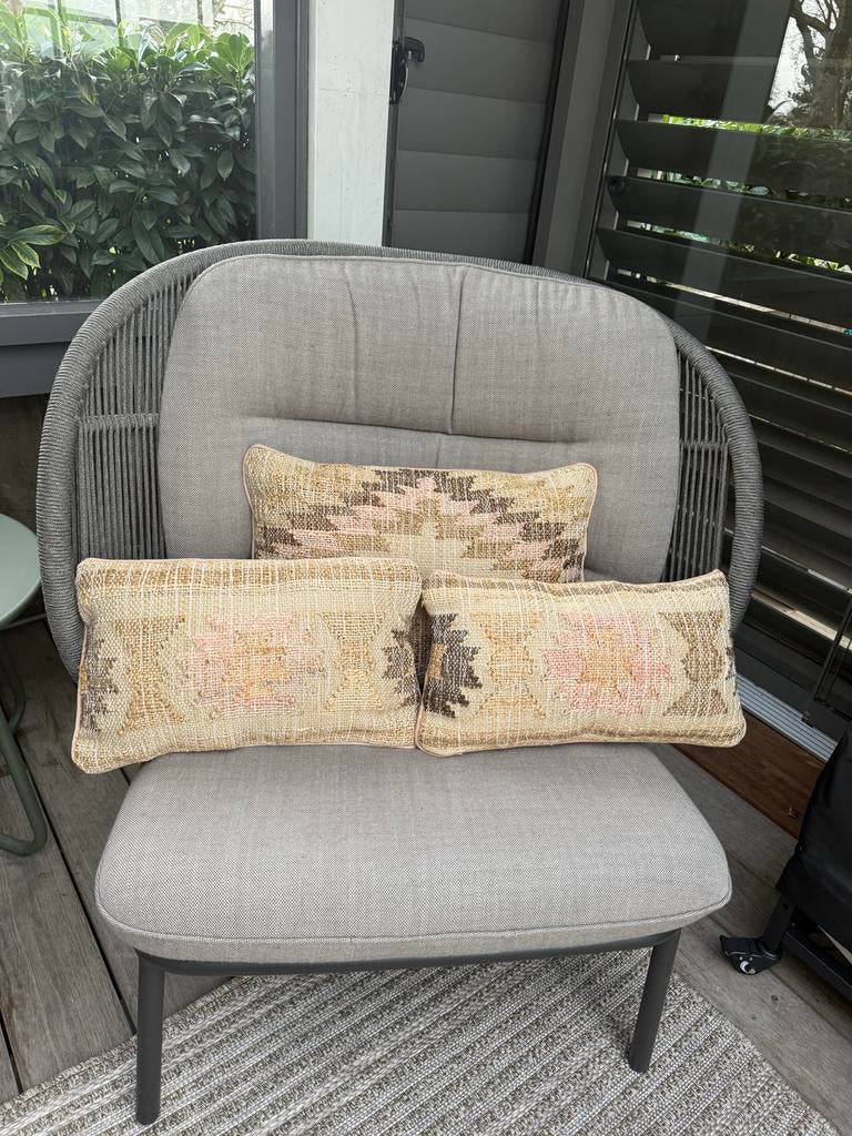 3 prachtige kelim kussens, zachte tinten, Ophalen of Verzenden, Zo goed als nieuw, Beige, Rechthoekig