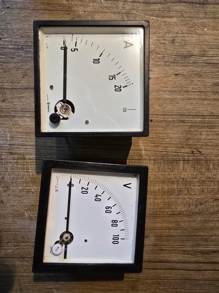 Amperemeter en voltmeter, Ophalen of Verzenden, Gebruikt