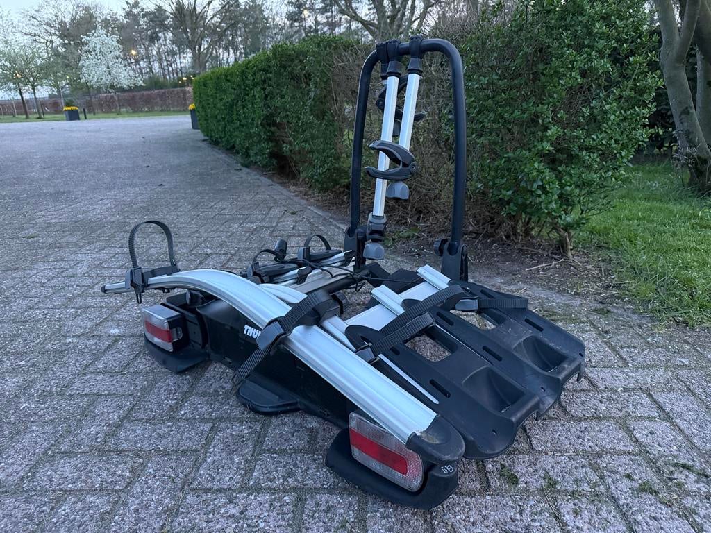 Thule VeloCompact 927 fietsendrager (3 or 4 fietsen), Ophalen, Gebruikt