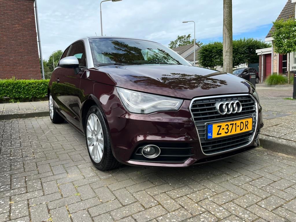 Audi A1 1.4 Tfsi 90KW 2011, Auto's, Voorwielaandrijving, Stof, A1, 4 stoelen