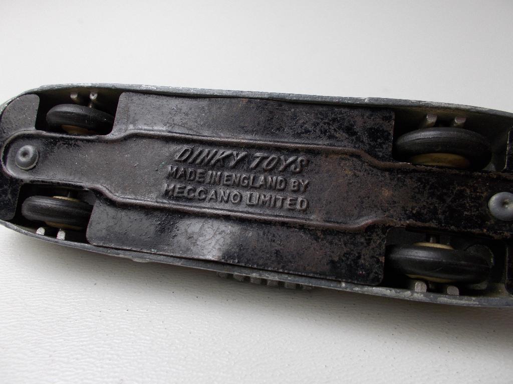 1938 Dinky Toys 23M THUNDERBOLT SPEED RECORD CAR (-M-), Ophalen of Verzenden, Gebruikt, Auto, Dinky Toys