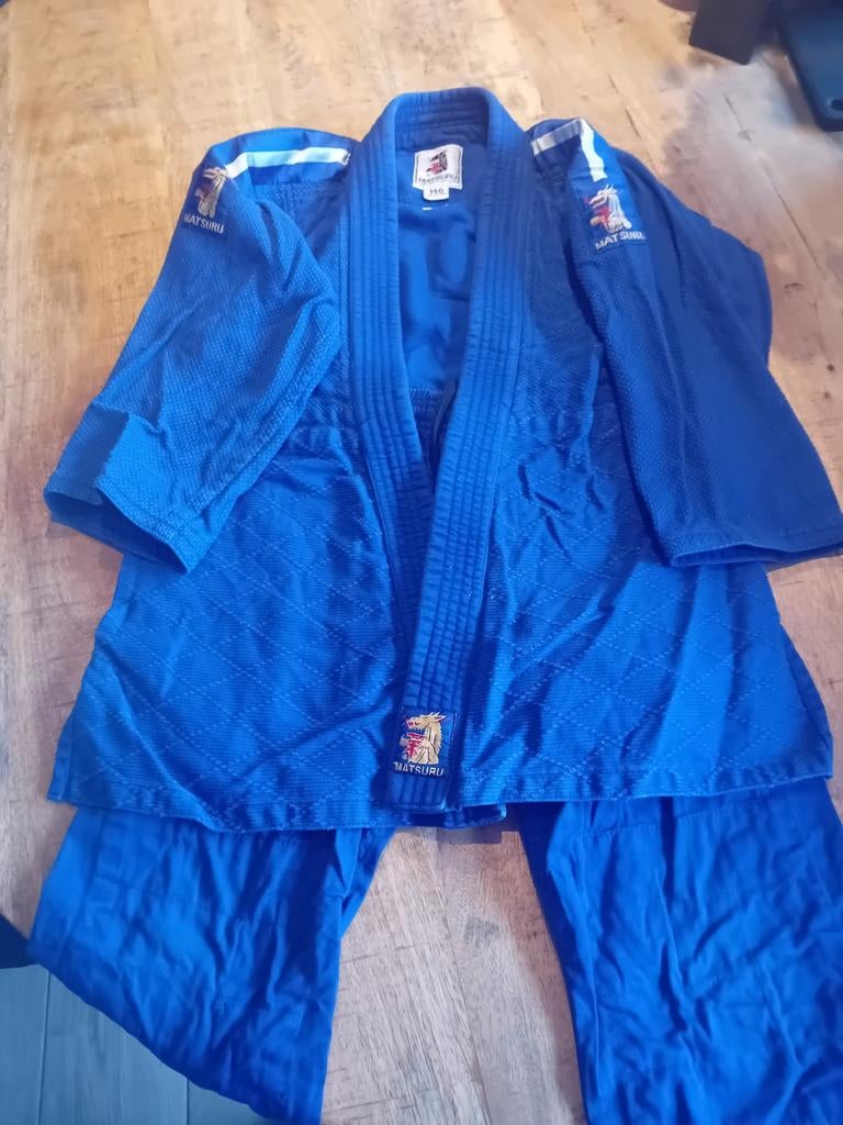 Judopak Matsuru 140 blauw., Sport en Fitness, Gebruikt, Judo, Ophalen of Verzenden, Vechtsportkleding